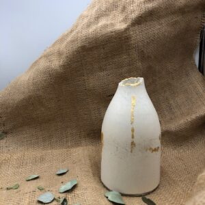 objet de decoration de table design vase en beton pour fleur sechees creation artisanale made in france